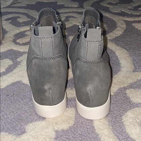New Steve Madden Grey Wedgie High Top 9 - Picture 5 of 6